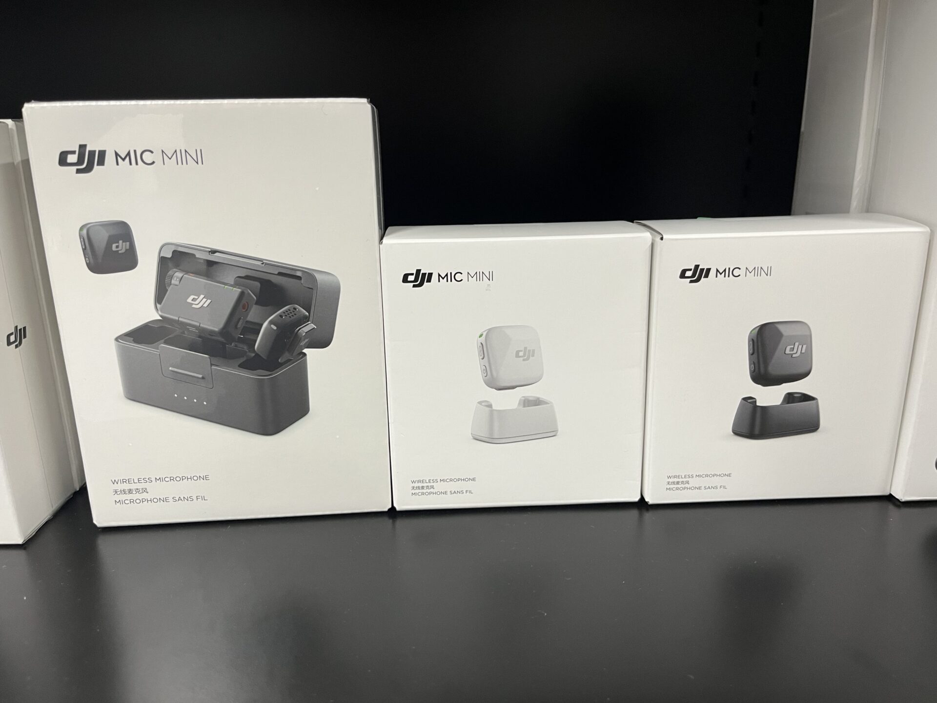 し*ん様 【未使用品・箱のみ損傷】 DJI MIC MINI ワイヤレスマイク 小型軽量でパワフルな性能のワイヤレスマイクDJI MIC MINI入荷